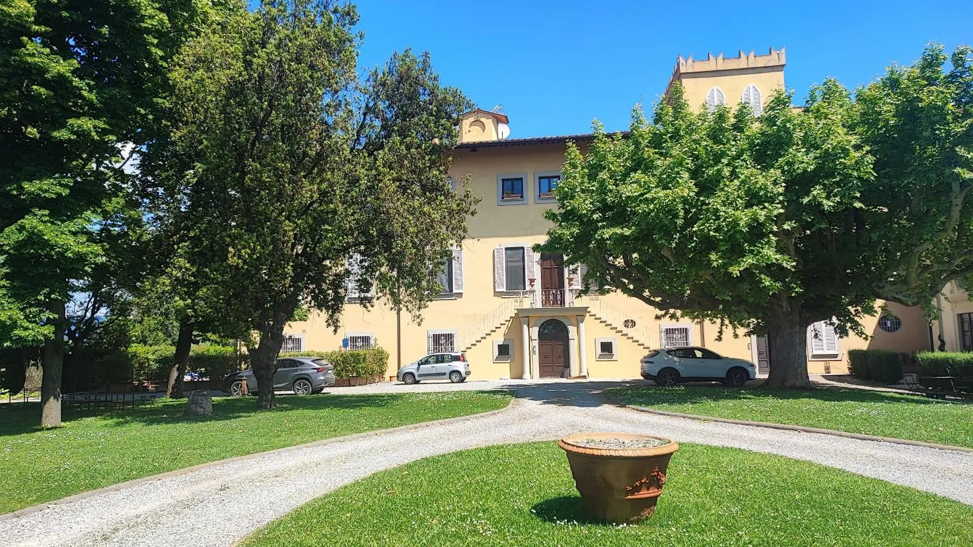 Apartment Appartamento In Villa Aulla Pontedera Italy